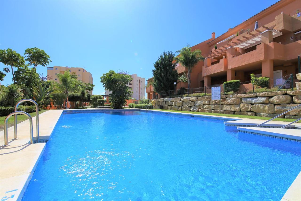 Apartment Nala Estepona Luaran gambar